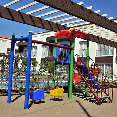 Odyssey Aparthotel 3*