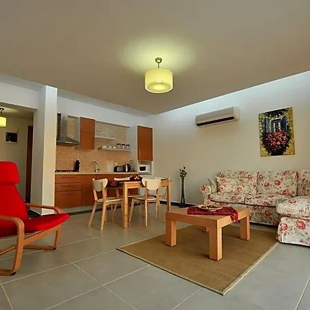 Hotel de apartamente Odyssey 3*