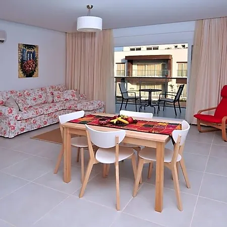 Hotel de apartamente Odyssey 3*